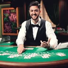 Studio live dealer astaga168 dengan kamera HD dan dealer profesional siap melayani